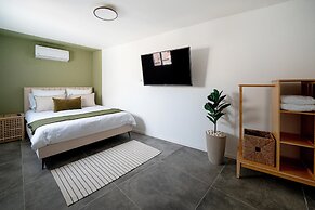 Carmel Beach House by Berry Stays