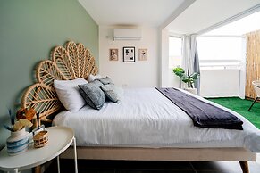 Carmel Beach House by Berry Stays