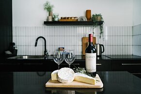 Carmel Beach House by Berry Stays