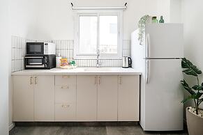 Carmel Beach House by Berry Stays