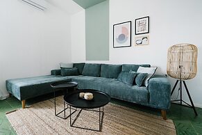 Carmel Beach House by Berry Stays