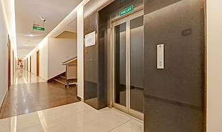 Treebo Premium Vahada