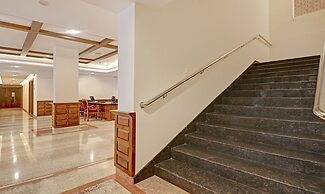 Treebo Premium Vahada