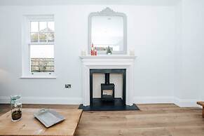 Woodvale Retreat - Sleeps 10