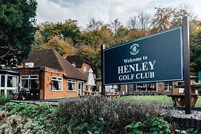 Woodvale Retreat - Sleeps 10