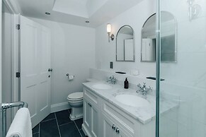 Woodvale Retreat - Sleeps 10