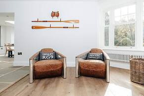 Woodvale Retreat - Sleeps 10