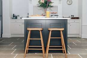 Woodvale Retreat - Sleeps 10