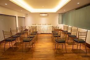 GOOD WOOD AIRPORT HOTEL