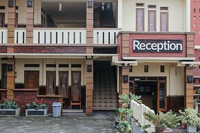 SM Bromo Hotel