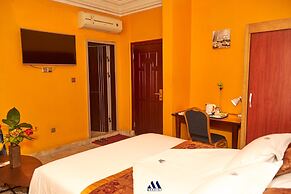 Marriot Metropolitan Hotel