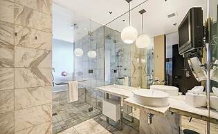 Palms Place Vacation Suites Collection
