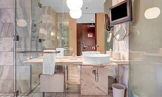 Palms Place Vacation Suites Collection