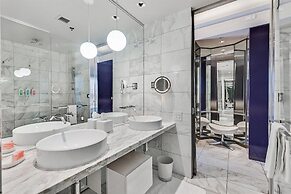 Palms Place Vacation Suites Collection