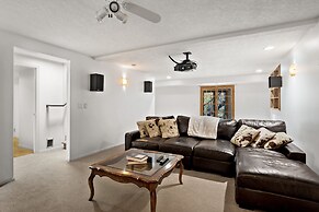 Golden Park City Getaway