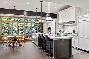 Golden Park City Getaway