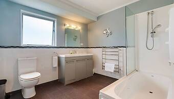 Palm Ridge - near Onetangi & Palm Beach