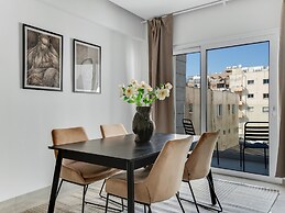 Sanders Crystal - Cute  1-bdr Apt w Balcony