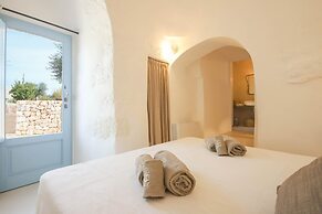 Lamiamola in Ostuni With 2 Bedrooms and 3 Bathrooms