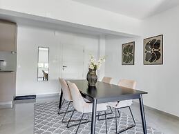 Sanders Crystal - Great 1-bdr Apt w City View