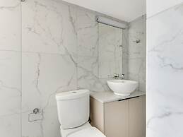 Sanders Crystal - Great 1-bdr Apt w City View