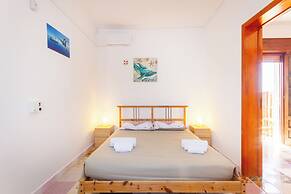 Studio With Swimming Pool in Porto Cesareo Torre Squillace