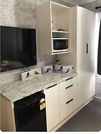 1 Bedroom Lawlers 24