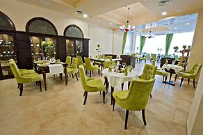 Hotel Prezydencki 4-Star