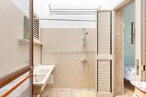 2759 Casa Leonard by Barbarhouse