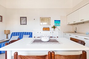 2759 Casa Leonard by Barbarhouse