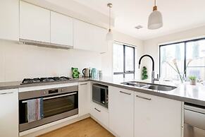 Head to great ocean  bowling point cook