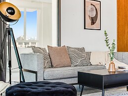 Sanders Gaia Bright 2 Bdr Apt With Sea View