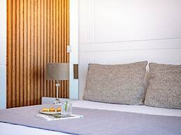 Sanders Gaia Bright 2 Bdr Apt With Sea View