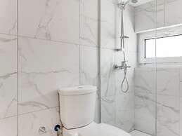 Sanders Crystal - Cozy 1-bdr Apt w City View