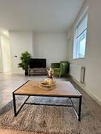 Luxury 1-bed Town Centre South Stevenage