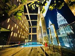 Tropicana the residences KLCC by YAJU