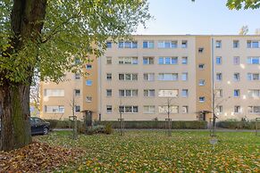Warsaw Apartment Kasprowicza by Renters