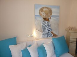 Calergi 11-superior Design 2 Bdr Maisonette. Beaches-sunsets-mindful E