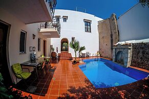 Calergi 11-superior Design 2 Bdr Maisonette. Beaches-sunsets-mindful E