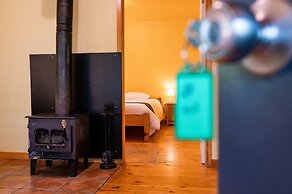 Mersey River Chalets a nature retreat