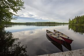 Mersey River Chalets a nature retreat