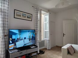 Alexandra Apartments