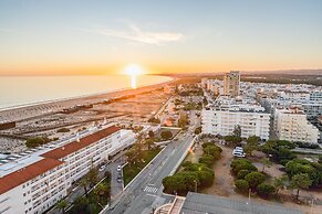 Yellow Praia Monte Gordo