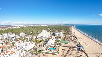 Yellow Praia Monte Gordo