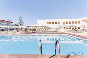 Yellow Praia Monte Gordo