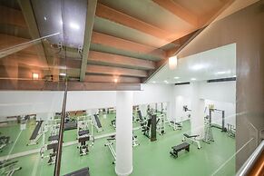 Yellow Praia Monte Gordo