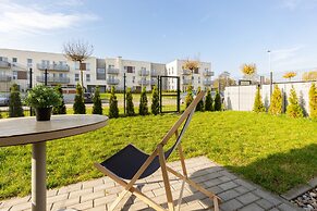 Warsaw Apartment With Terrace by Renters