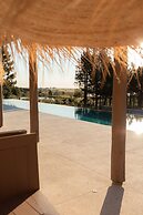 LUZ Culinary Wine Lodge