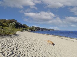 Gdynia Apartment Dedala by Renters