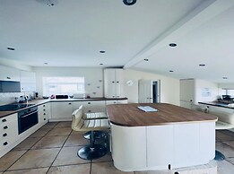 Beautiful 3-bed House in Porthmadog